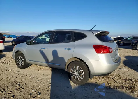 2013 Nissan Rogue S z USA, uszkodzony, nr VIN JN8AS5MV2DW138129